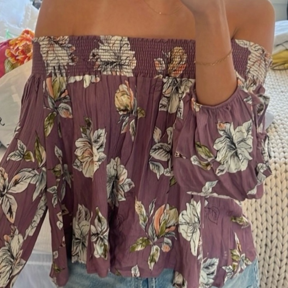 Astr Mauve Off-Shoulder Floral Smocked Top